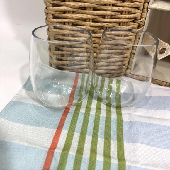 Hearth & Hand with Magnolia Woven Drink Bottle Carrier with Cups and Napkins New - Picture 6 of 6